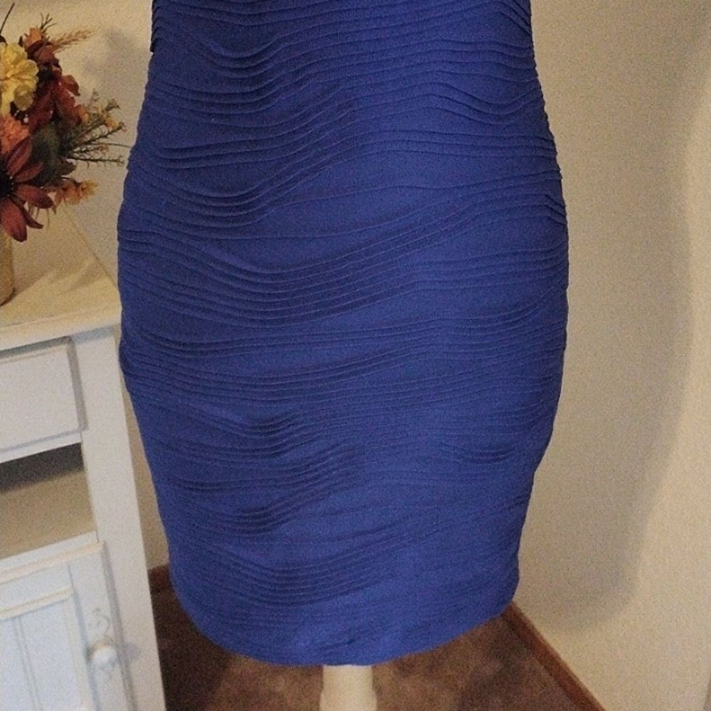 Rachel Rachel Roy Body Con Dress - Picture 3 of 12